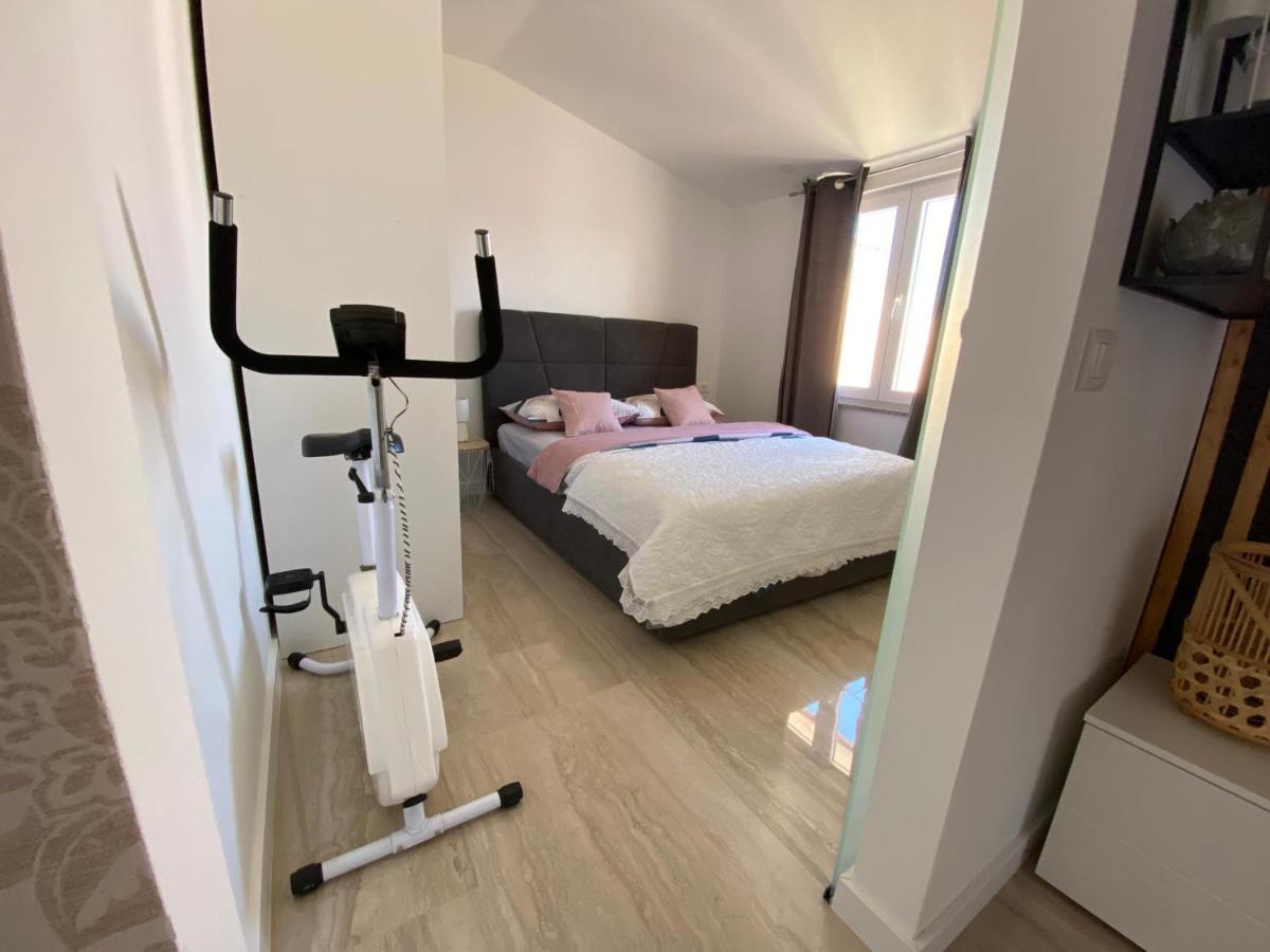 Apartman Hajdi Задар Экстерьер фото